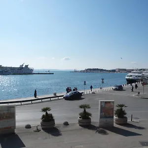 Damira 3*, Split Croatia